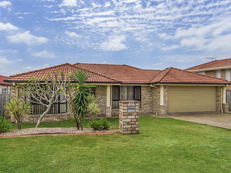 35 Bedivere Drive, Ormeau QLD 4208