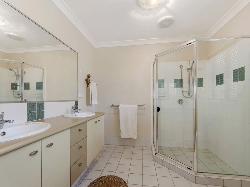 49 Esplanade, Jacobs Well QLD 4208