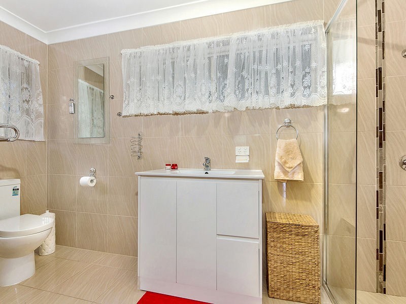 Lot 2, 4 Sail Court, Jacobs Well QLD 4208