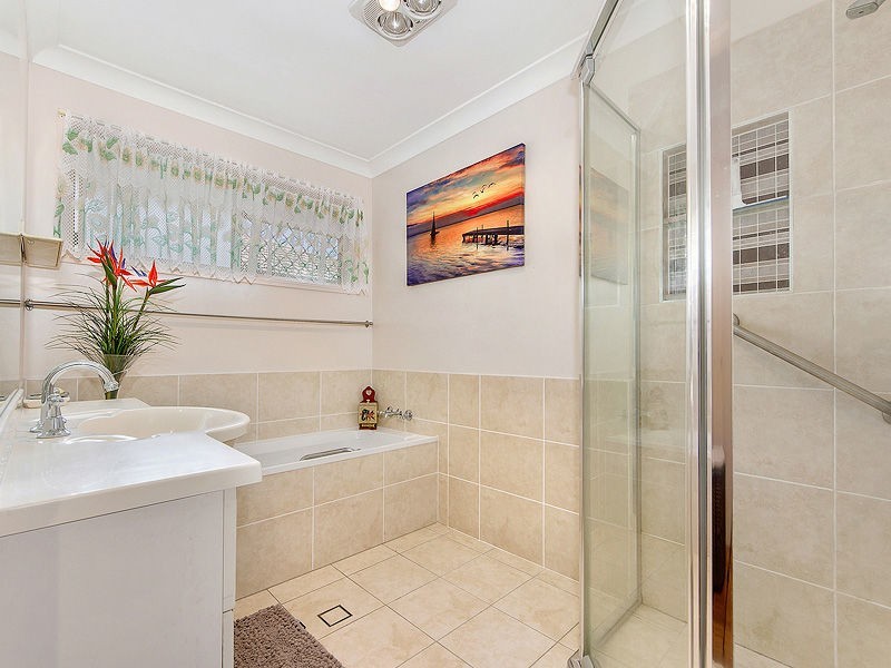 Lot 2, 4 Sail Court, Jacobs Well QLD 4208