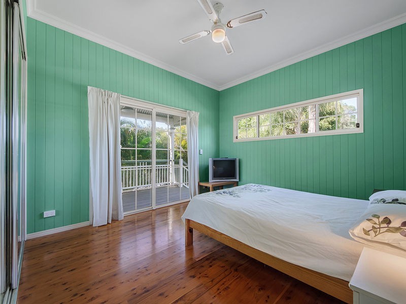 41 Pelican Parade St, Jacobs Well QLD 4208