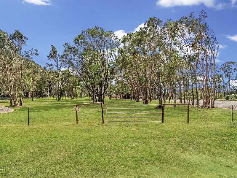 1717 Stapylton Jacobs Well Road, Jacobs Well QLD 4208