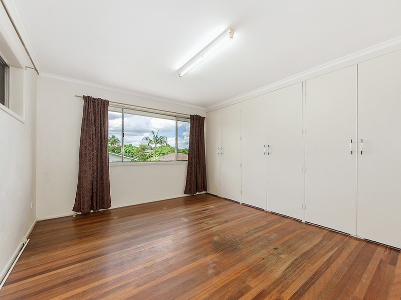 1 Pheasant Ave, Beenleigh QLD 4207