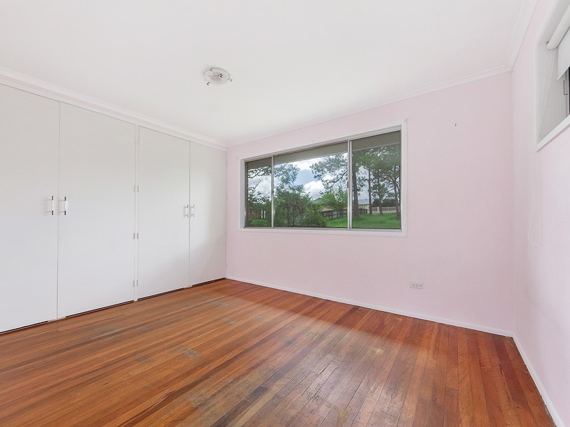 1 Pheasant Ave, Beenleigh QLD 4207