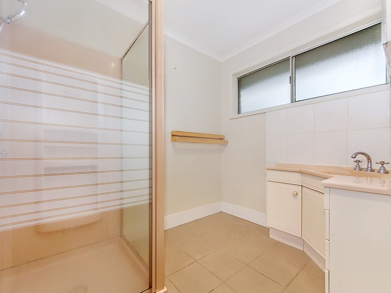 1 Pheasant Ave, Beenleigh QLD 4207