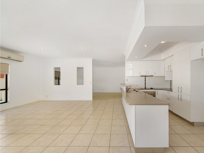 32 Osprey Drive, Jacobs Well QLD 4208