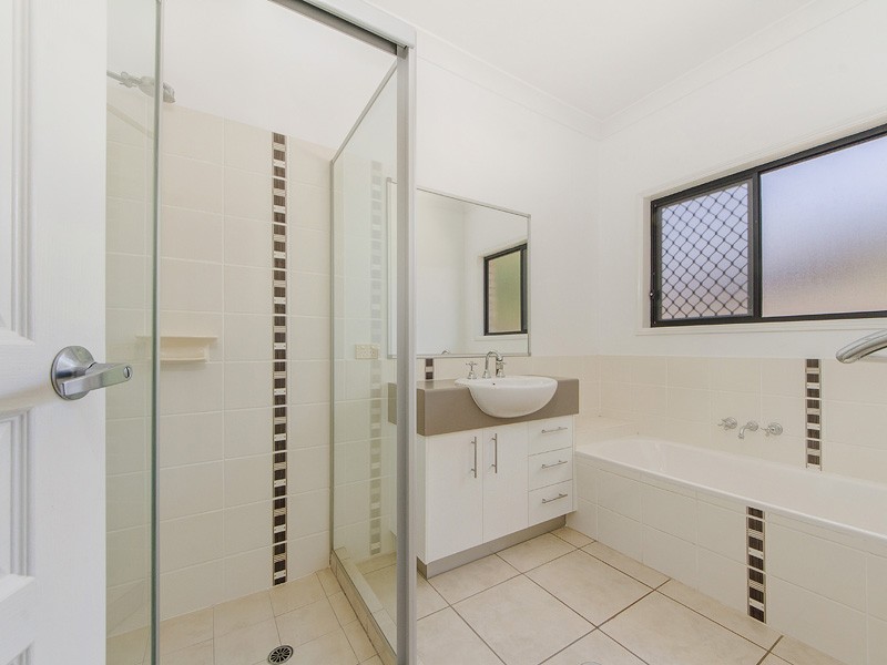 32 Osprey Drive, Jacobs Well QLD 4208