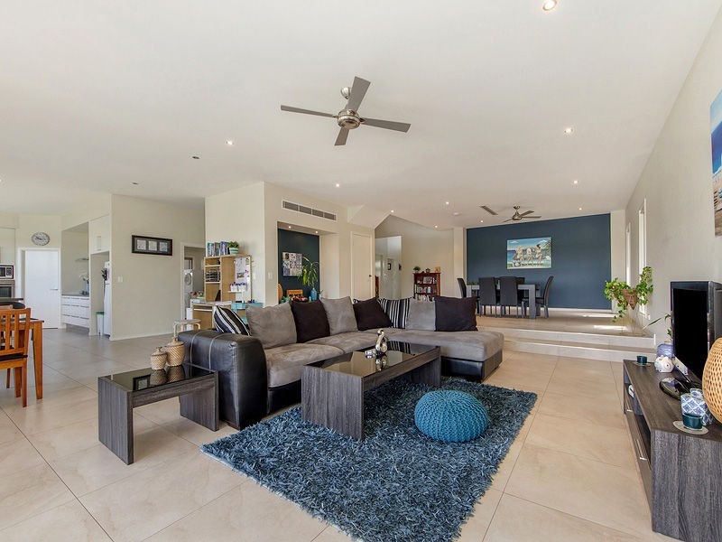 43 Marina Parade, Jacobs Well QLD 4208
