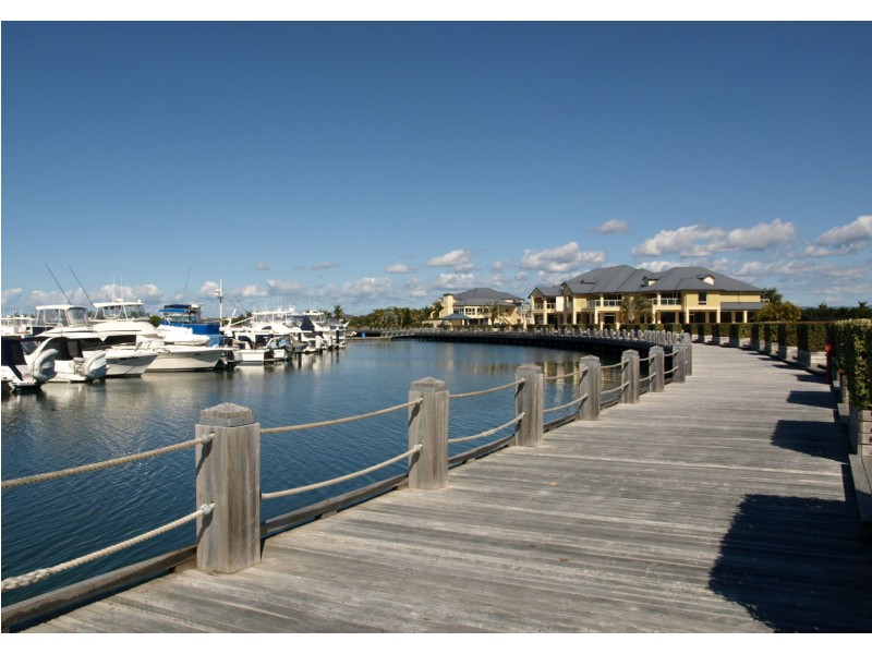 43 Marina Parade, Jacobs Well QLD 4208