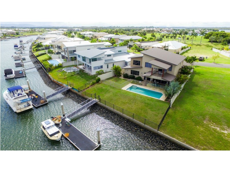 43 Marina Parade, Jacobs Well QLD 4208