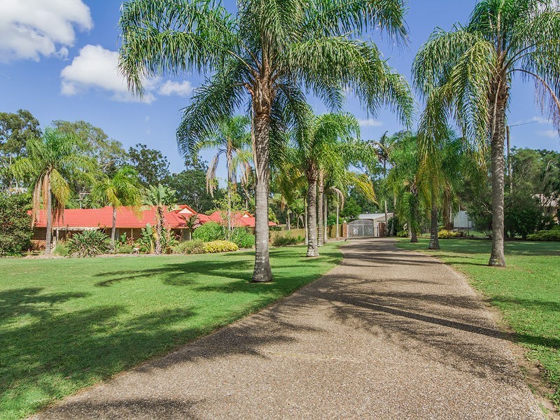 16 BELAIR Drive, Yatala QLD 4207