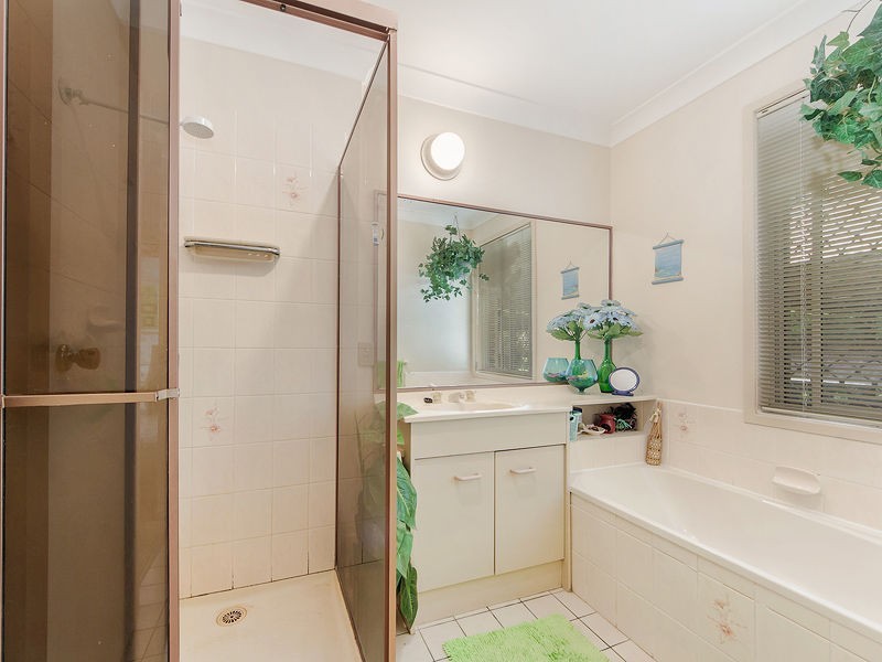 16 BELAIR Drive, Yatala QLD 4207