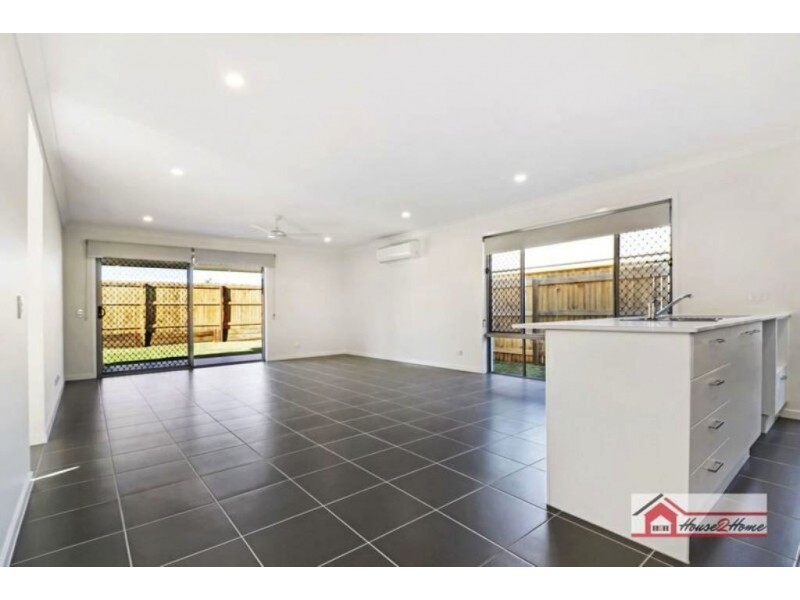 6 Blue Bay Street, Jacobs Well QLD 4208