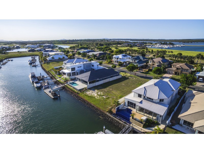 27 Marina Parade, Jacobs Well QLD 4208