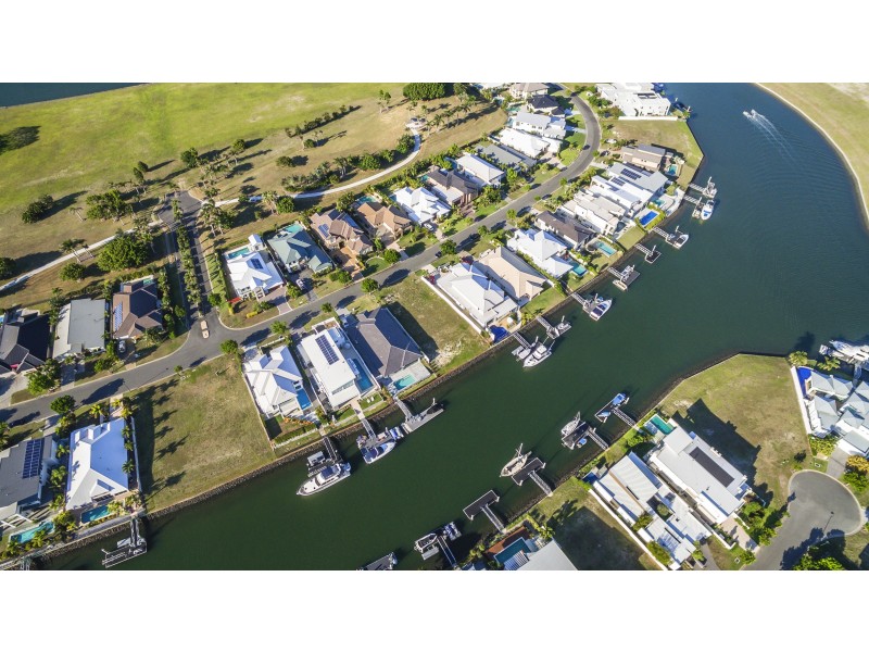 27 Marina Parade, Jacobs Well QLD 4208