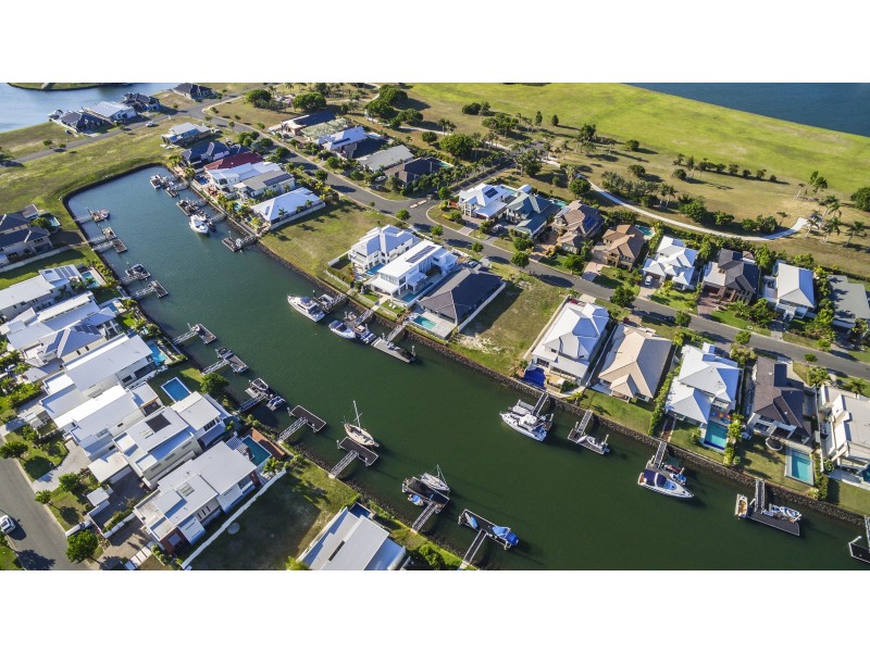 27 Marina Parade, Jacobs Well QLD 4208