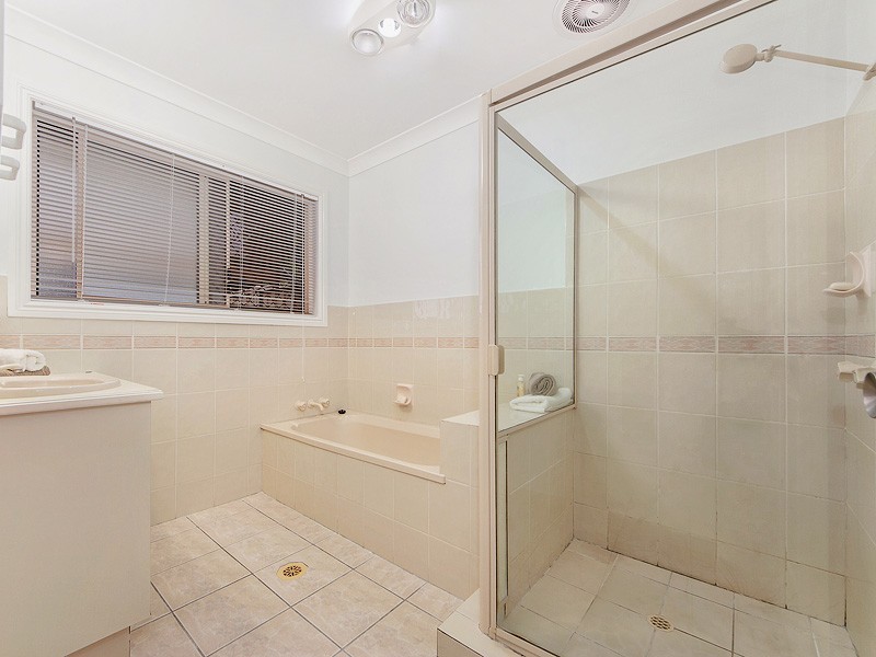 15 The Esplanade, Jacobs Well QLD 4208