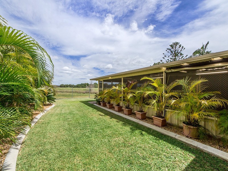 15 The Esplanade, Jacobs Well QLD 4208