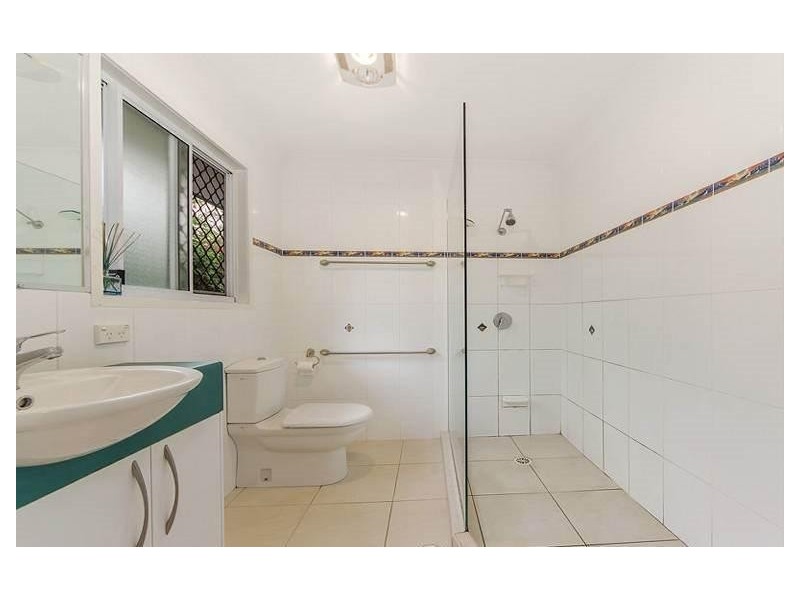 1882 Stapylton Jacobs Well Rd, Jacobs Well QLD 4208