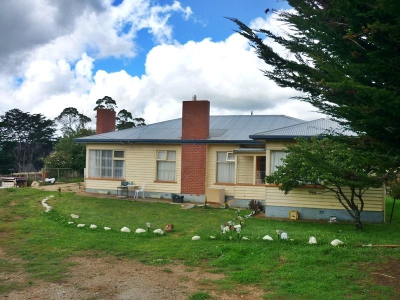 281 Camena Road, Natone TAS 7321