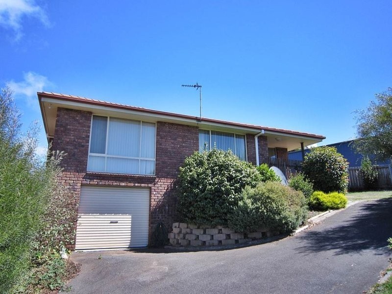Unit 2/58 Clara Street, Ulverstone TAS 7315
