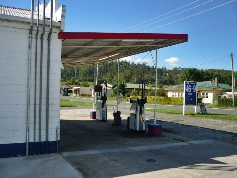 8 Caveside Road, Mole Creek TAS 7304