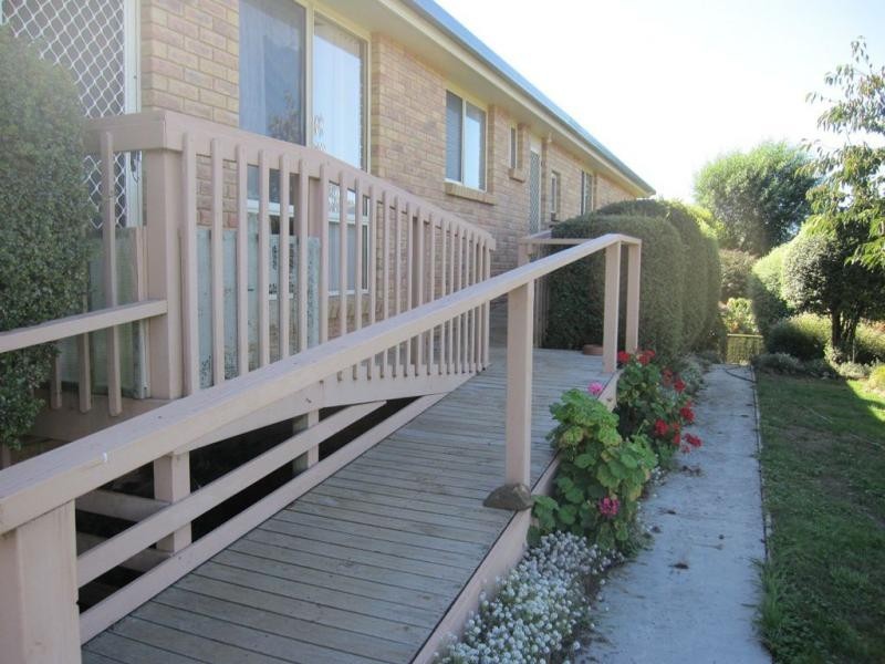 13 Waverley Road, Ulverstone TAS 7315