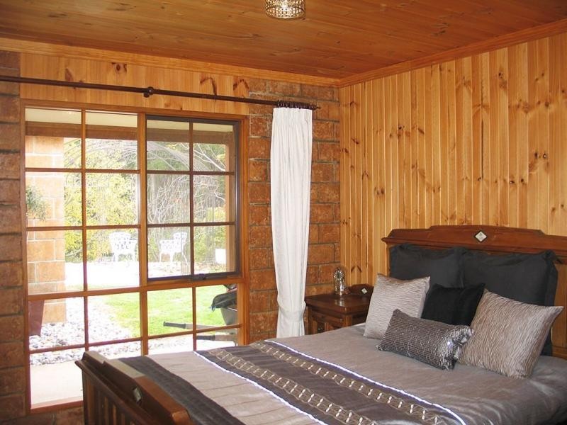 Promised Land TAS 7306