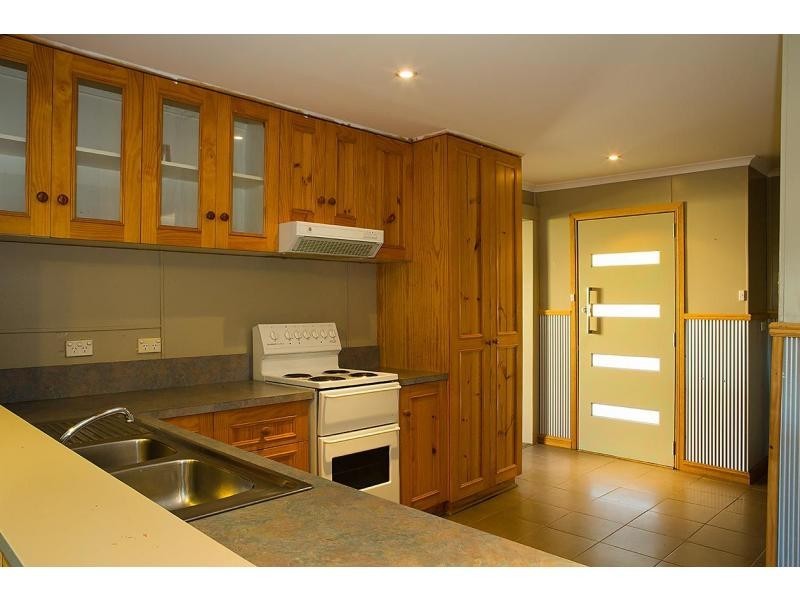 8 Boobyalla Drive, Hellyer TAS 7321