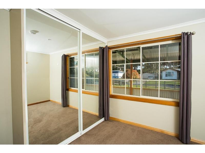 8 Boobyalla Drive, Hellyer TAS 7321