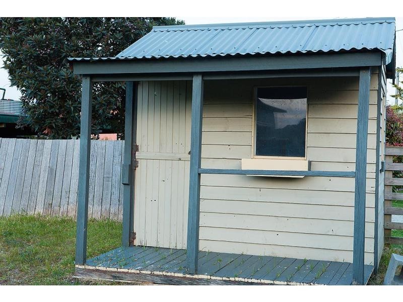 8 Boobyalla Drive, Hellyer TAS 7321