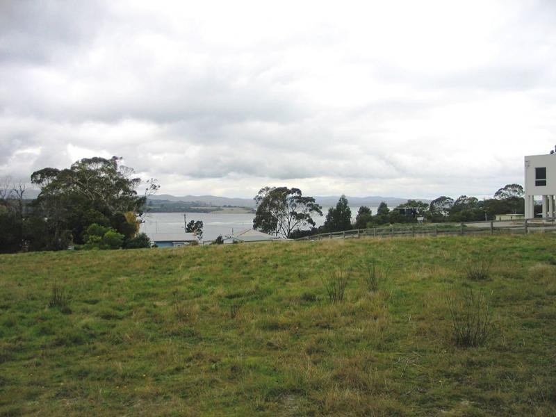 17 Chisholm Avenue, Clarence Point TAS 7270
