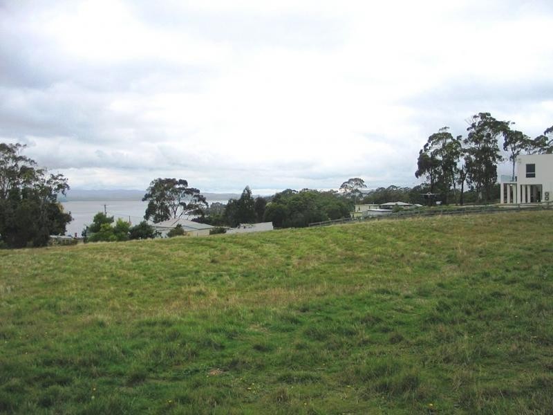 17 Chisholm Avenue, Clarence Point TAS 7270