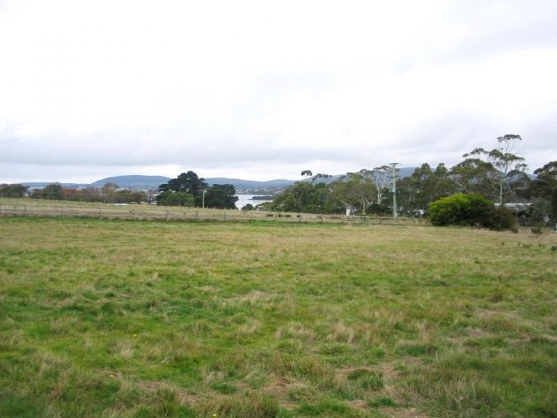 17 Chisholm Avenue, Clarence Point TAS 7270