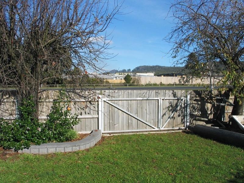46 Chichester Drive, Devonport TAS 7310
