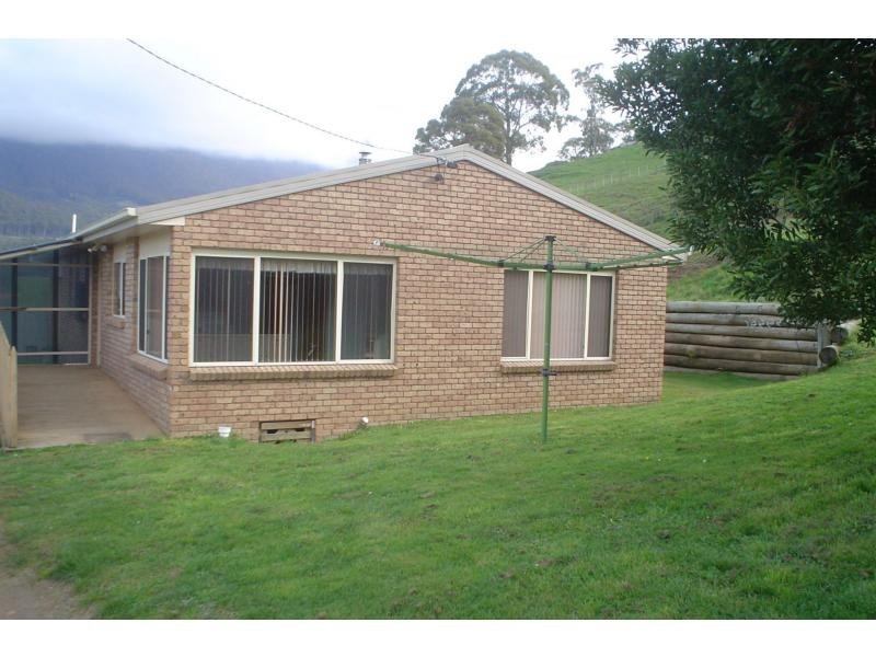 2/558 Claude Road, Sheffield TAS 7306