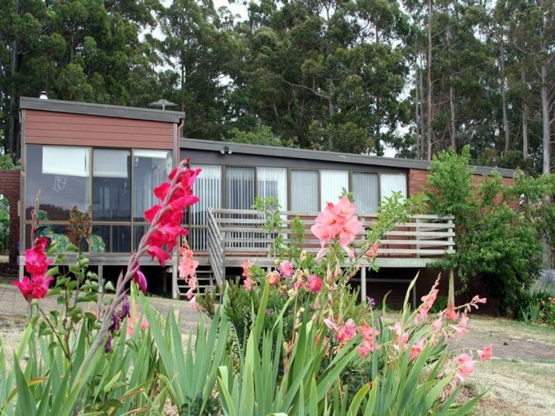 Unit 1/840 Sheffield Road, Lower Barrington TAS 7306