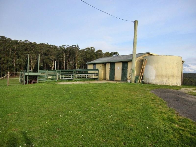 385 South Road, West Ulverstone TAS 7315