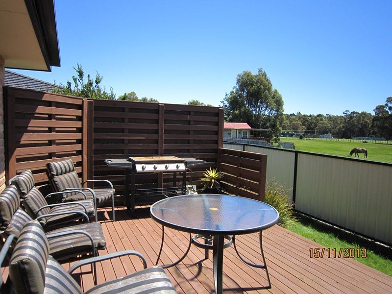 Villa 1/16 Lapthorne Close, Devonport TAS 7310