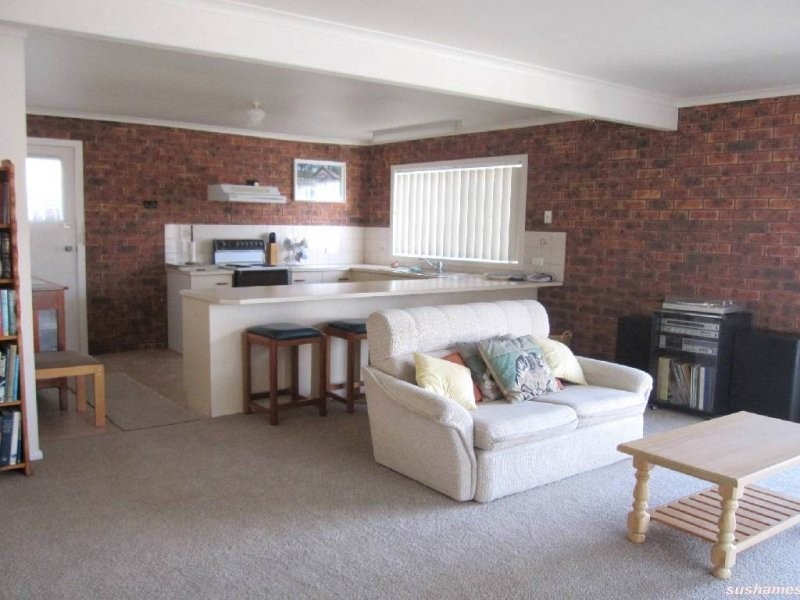 Villa 1/53 Club Drive, Shearwater TAS 7307