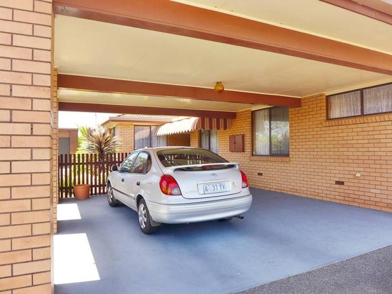 17 Westland Drive, West Ulverstone TAS 7315