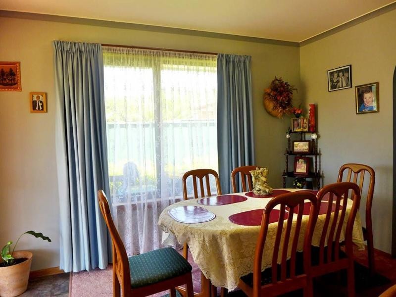 17 Westland Drive, West Ulverstone TAS 7315