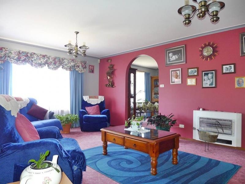 17 Westland Drive, West Ulverstone TAS 7315