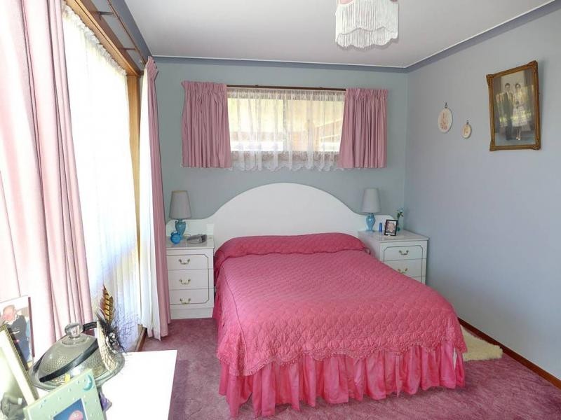 17 Westland Drive, West Ulverstone TAS 7315