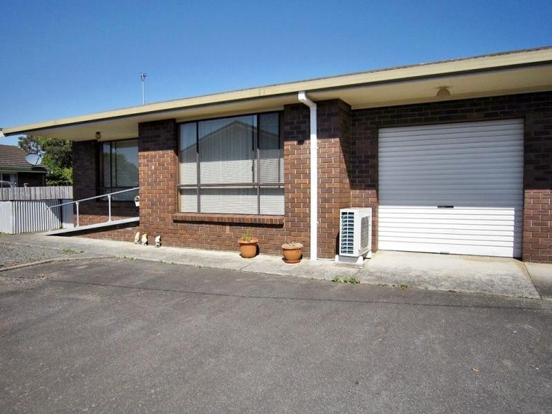 Unit 3/25-27 Victoria Street, Devonport TAS 7310