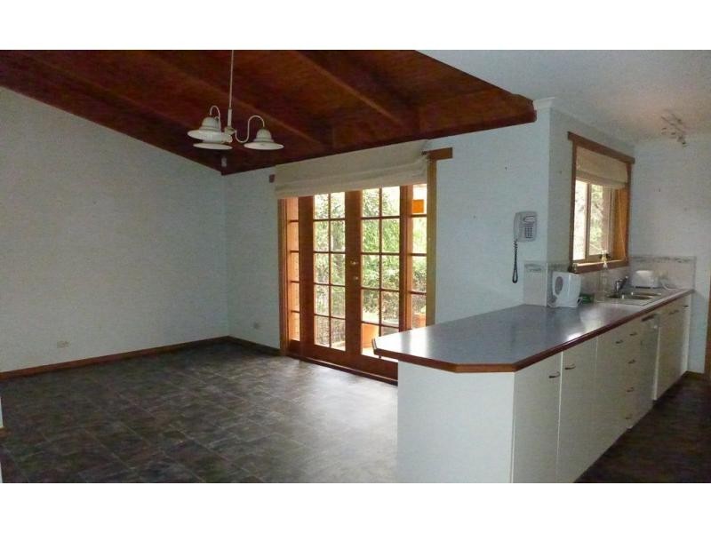 8 Bellevue Court, Ambleside TAS 7310