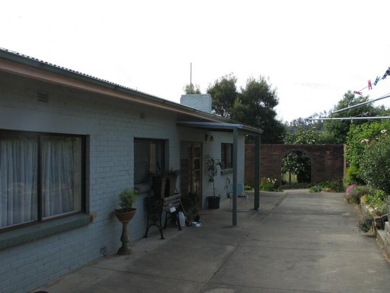 14454 Highland Lakes Road, Deloraine TAS 7304