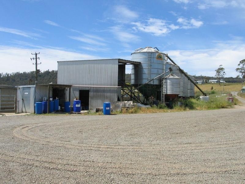 14437 Highland Lakes Road, Deloraine TAS 7304