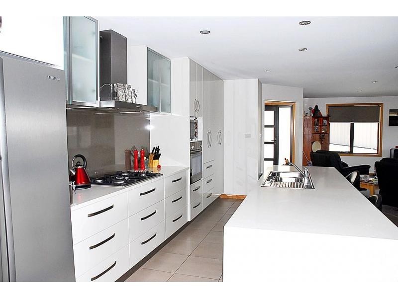 19 Rowena Court, Devonport TAS 7310