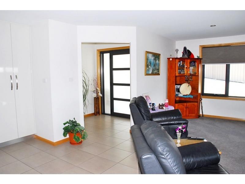 19 Rowena Court, Devonport TAS 7310